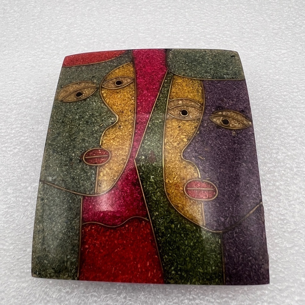 Picasso Style Cubist/Surrealist Style Two Women Faces Resin Brooch - Picture 7 of 8